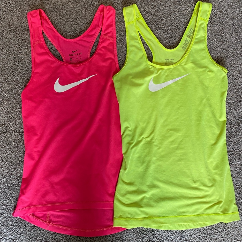 Nike Tank Top Bundle